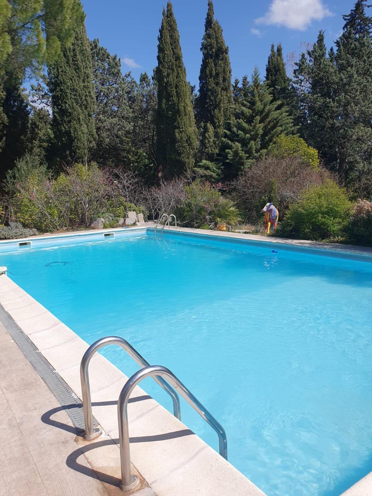 Au Mas Saint Pierre Hotel Pignans ภายนอก รูปภาพ