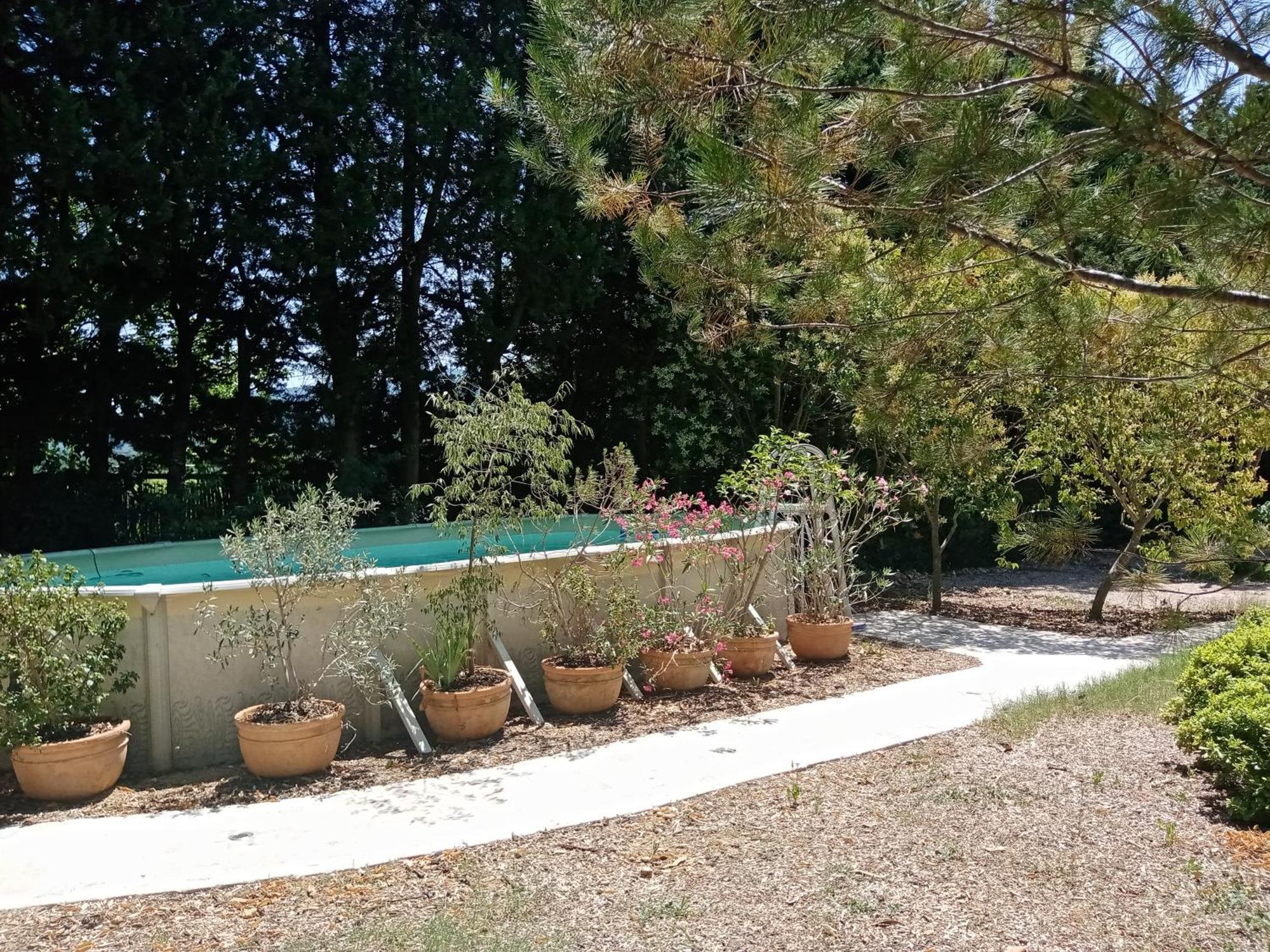 Au Mas Saint Pierre Hotel Pignans ภายนอก รูปภาพ