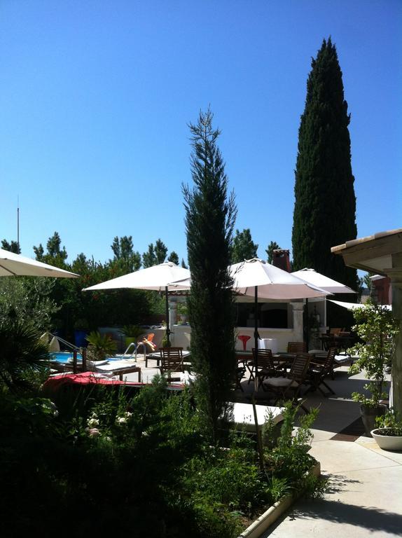 Au Mas Saint Pierre Hotel Pignans ภายนอก รูปภาพ
